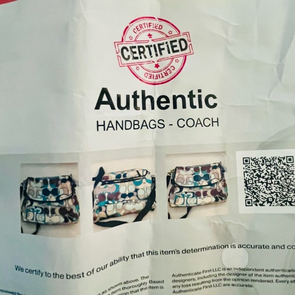 EUC Coach Kyra Daisy Scarf Signature Nylon Crossbody Messenger Blue Purple/COA - Picture 11 of 11